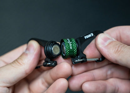 TOM'S Racing NITEIZE x TOM'S Slidelock 360 Magnetic Locking Dual Carabiner
