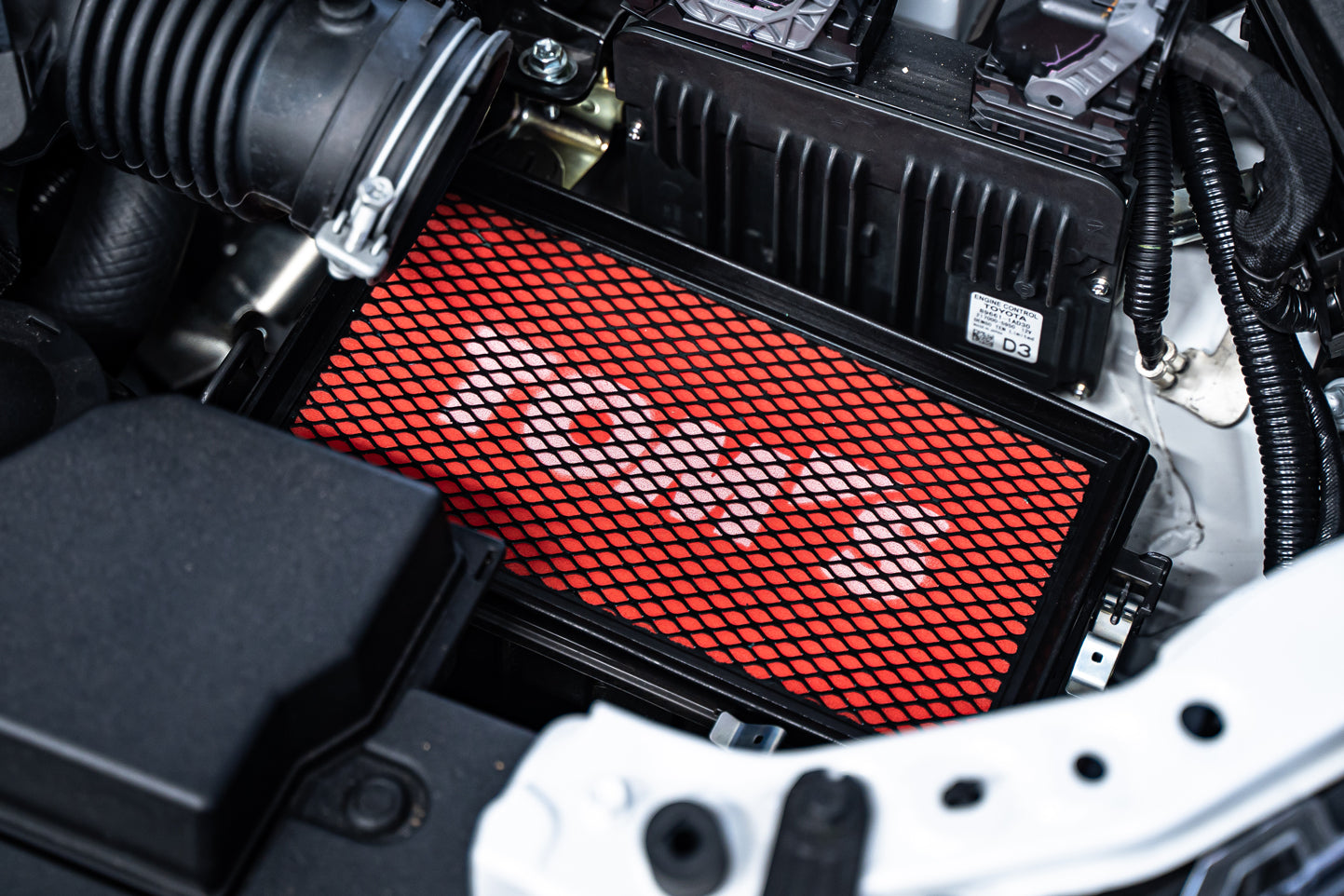 TOM'S Racing Air Filter Super Ram II - 86 (17-20) / GR86, BRZ (21+) / C-HR(17+) / RAV4 (20+) / Camry (18+) / Corolla HB (19+) / ES300h / UX200 / NX350h/ NX450h