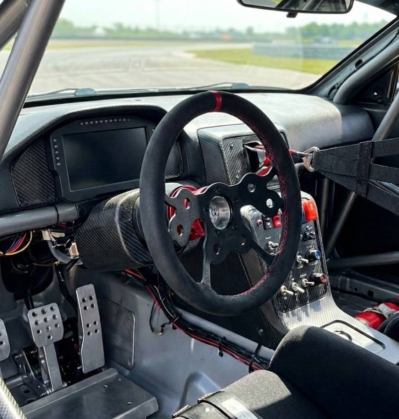 Granatelli Steering Wheel DRAG - Version w/ push button Slots