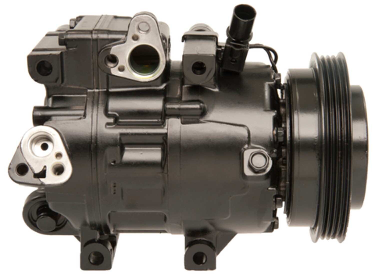 Four Seasons Reman Halla HCC-VS16 Compressor w/ Clutch 157307