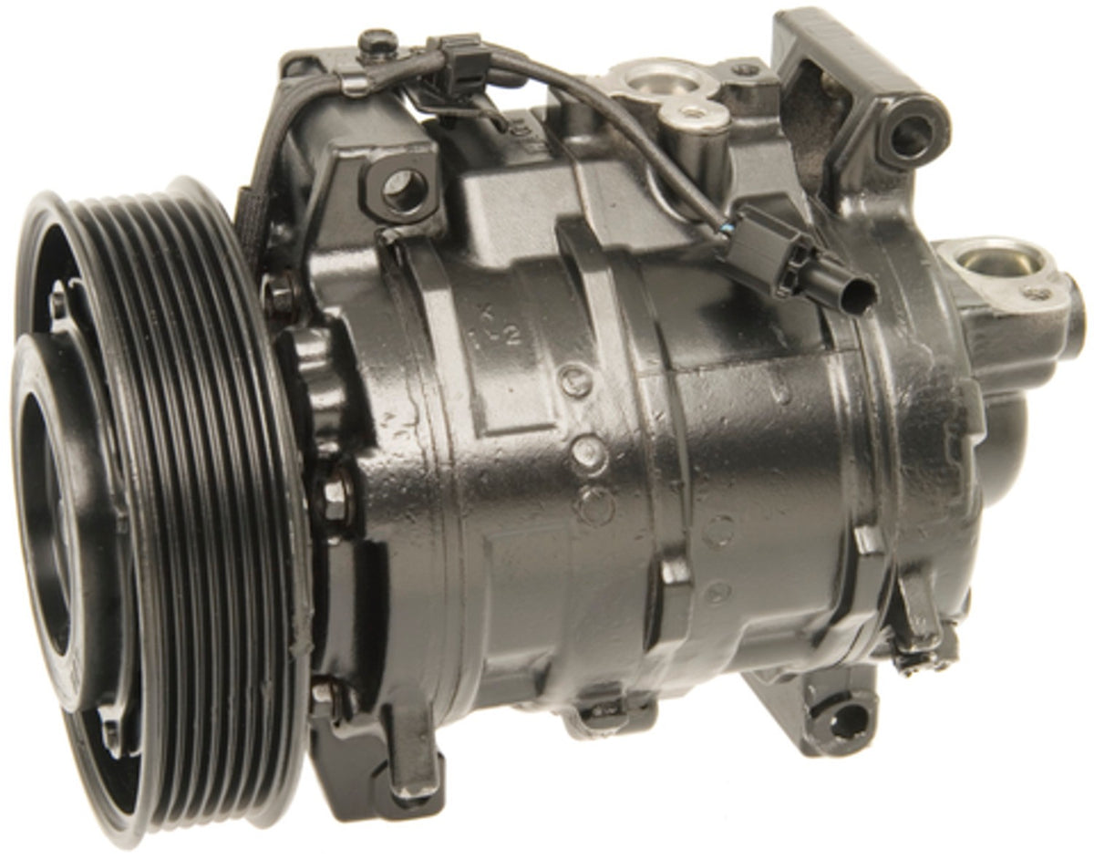 Four Seasons Reman Nippondenso 10SR15C Compressor w/ Clutch 157333