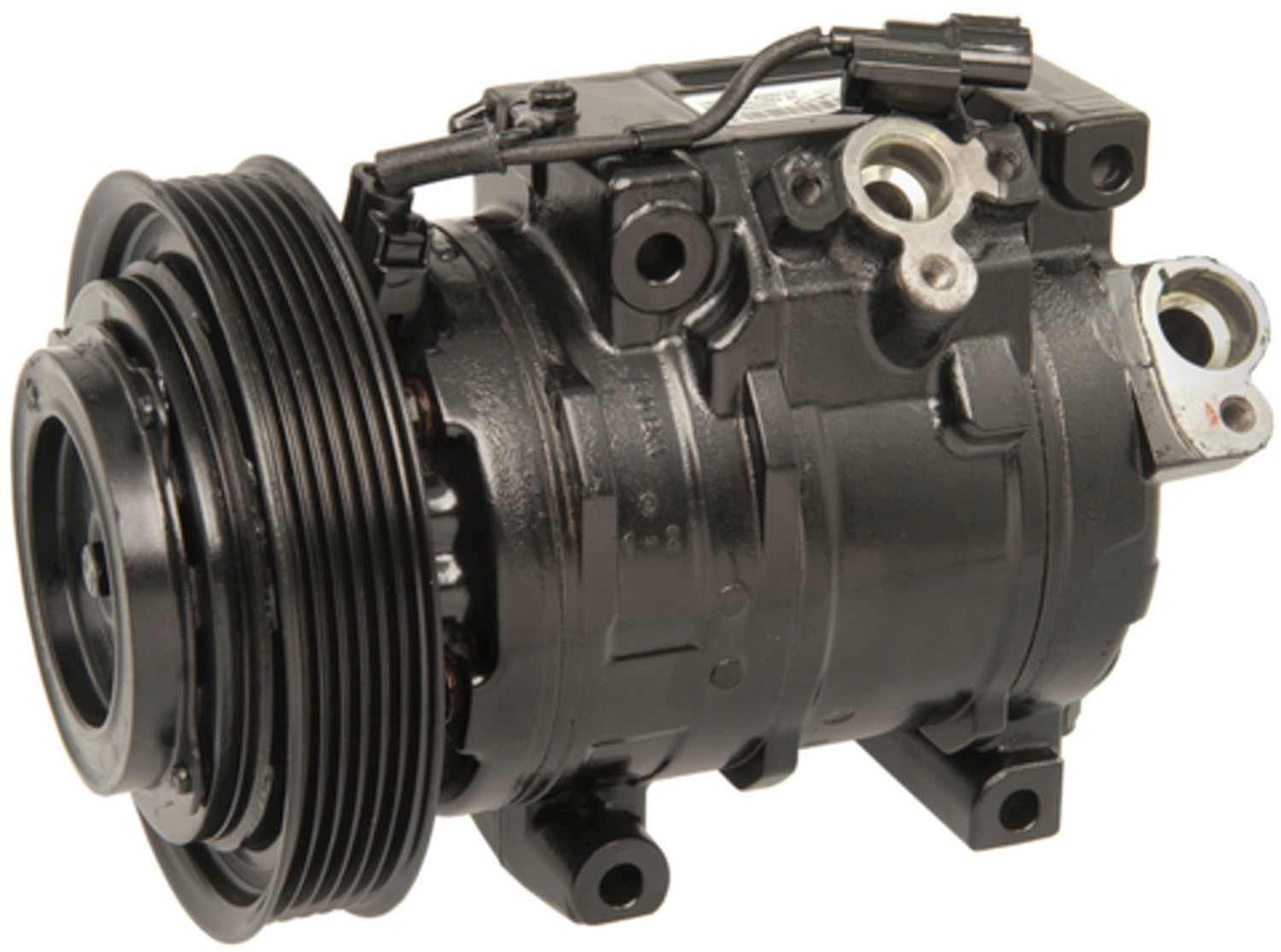 Four Seasons Reman Nippondenso 10SR15C Compressor w/ Clutch 157335