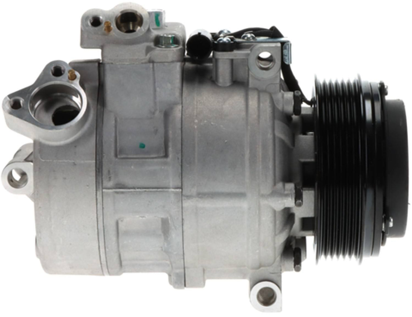 Four Seasons New Nippondenso 7SBU16C Compressor w/ Clutch 158356