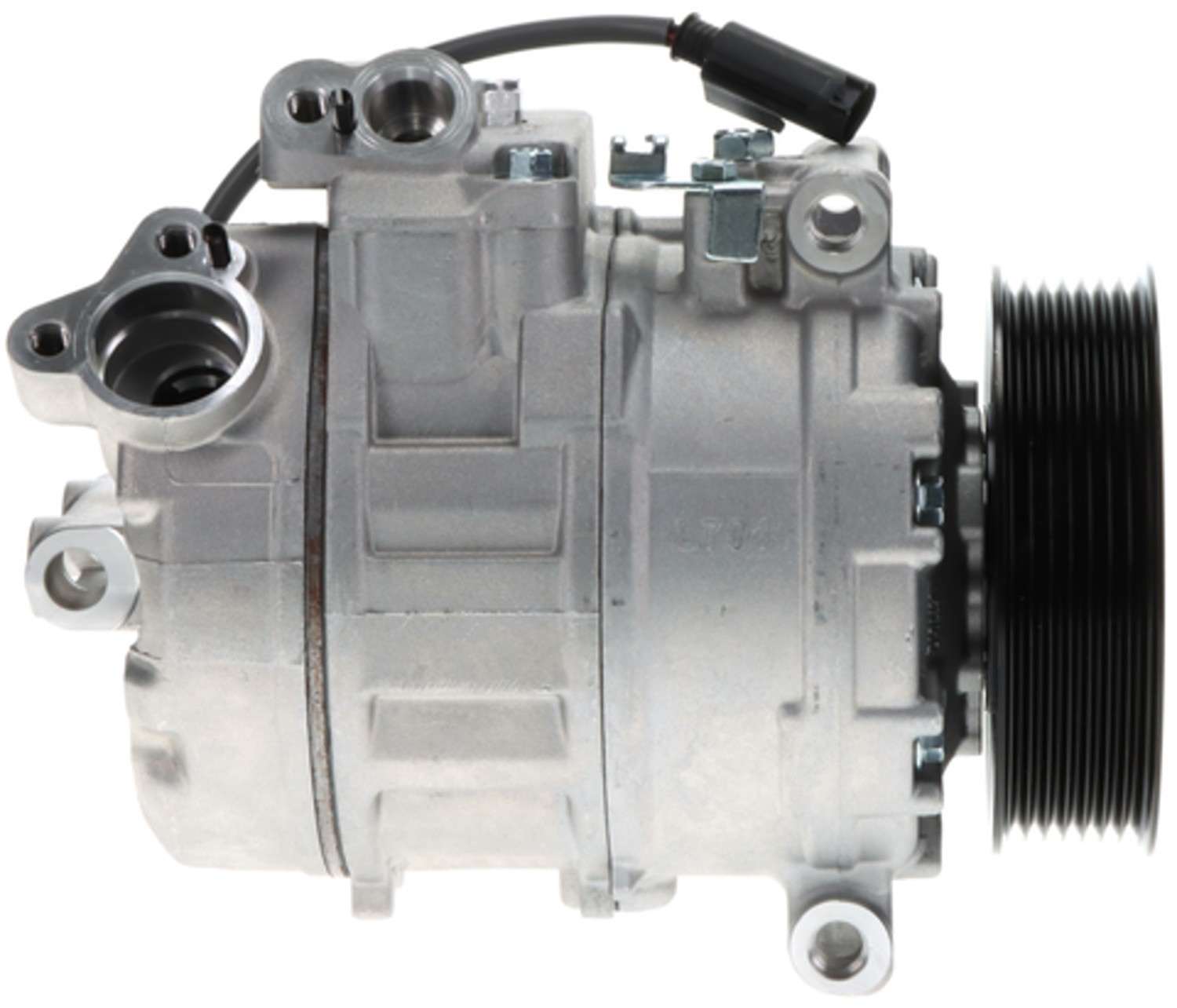 Four Seasons New Nippondenso 7SEU17C Compressor w/ Clutch 158382