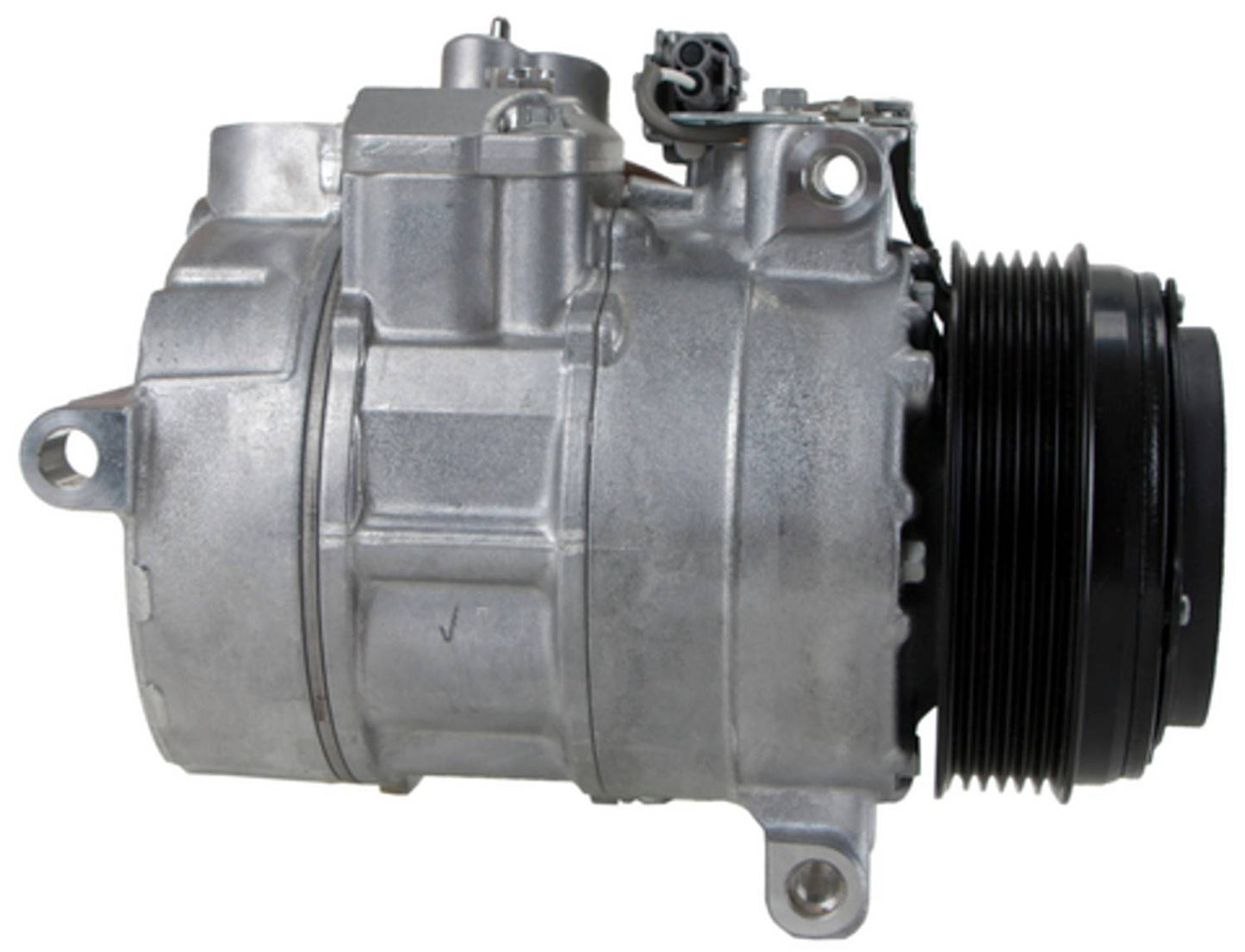 Four Seasons New Nippondenso 6SBU16C Compressor w/ Clutch 168326