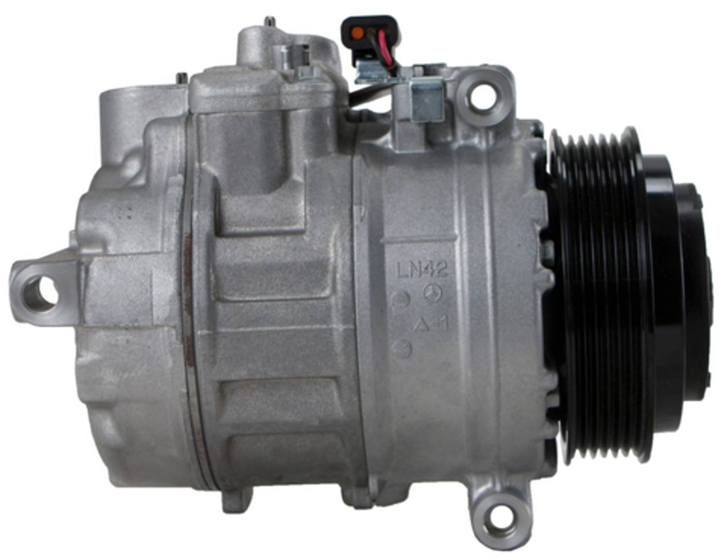 Four Seasons New Nippondenso 7SE16C Compressor w/ Clutch 168327