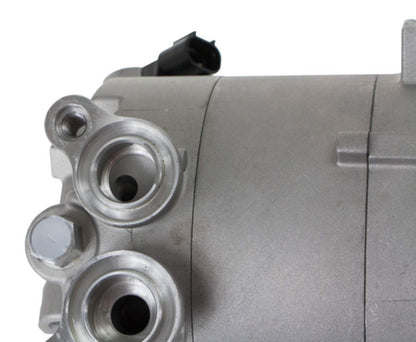 Four Seasons New Halla HCC-VS16 Compressor w/ Clutch 168354