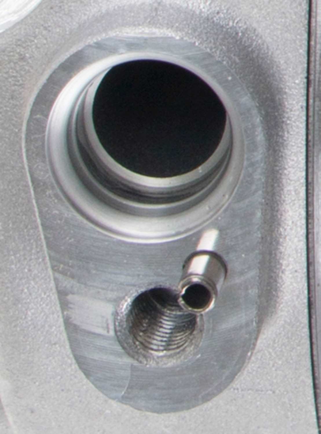 Four Seasons New Halla DVE16 Compressor w/ Clutch 168356