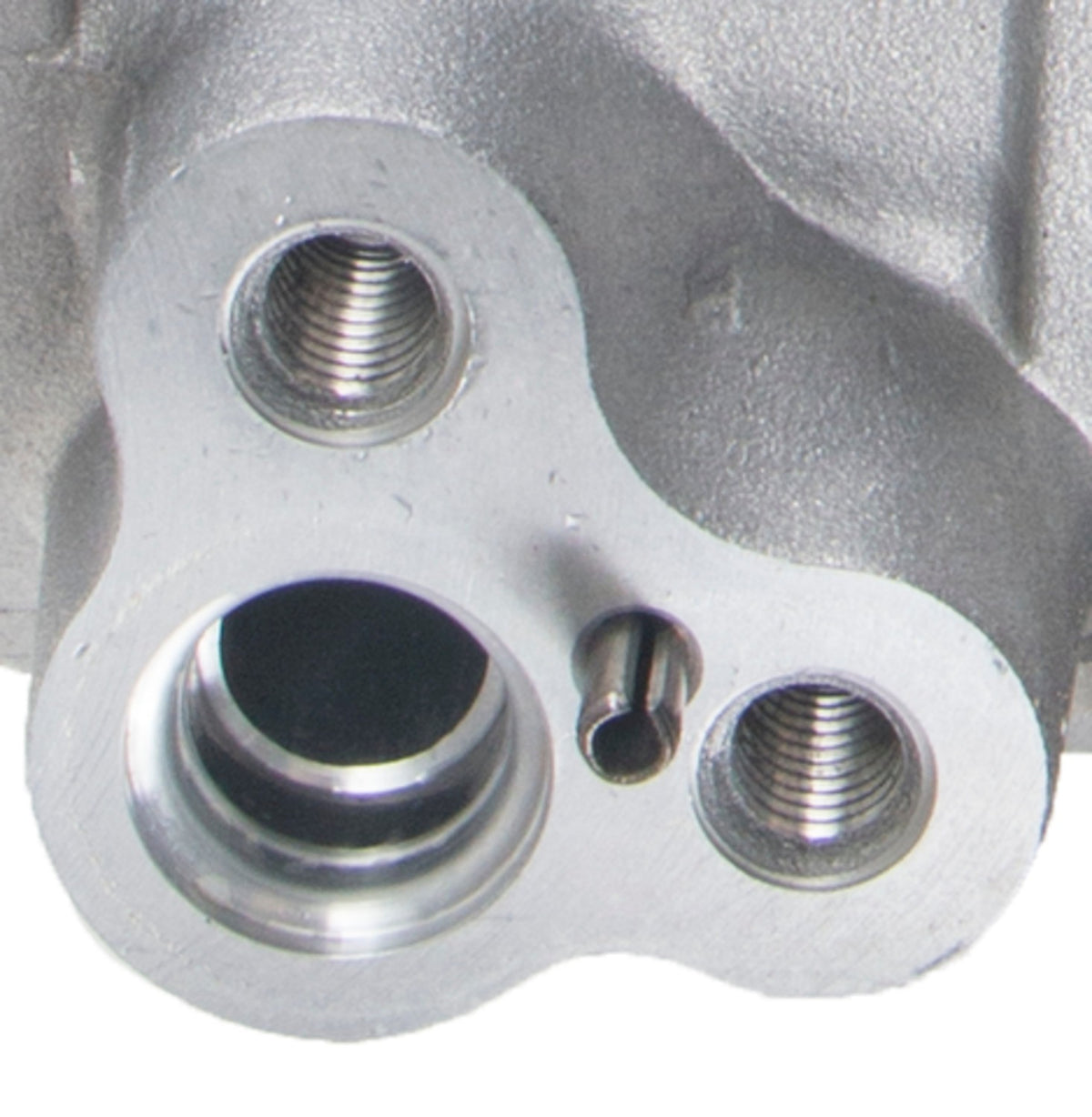Four Seasons New Halla DVE16 Compressor w/ Clutch 168356