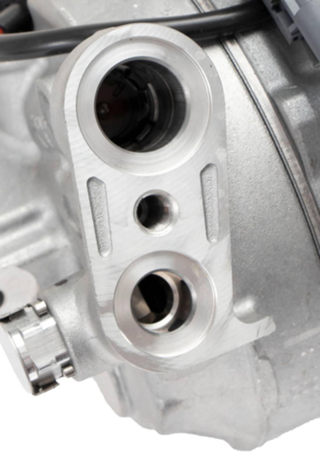 Four Seasons New Nippondenso 6SBU14 Compressor w/ Clutch 168378