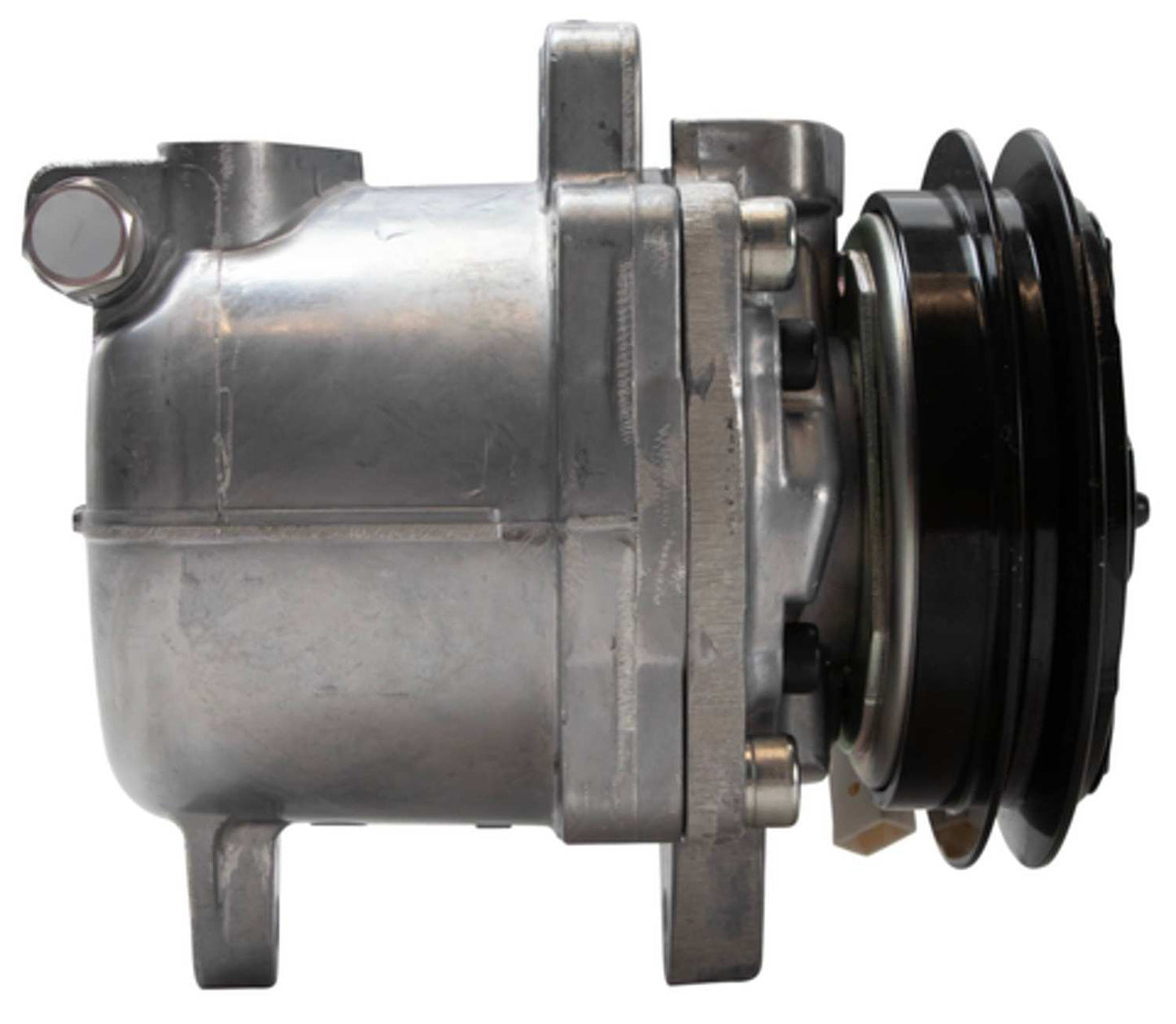 Four Seasons New Nippondenso SV06E Compressor w/ Clutch 168384