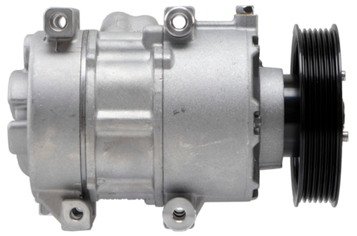 Four Seasons New Halla HCC-DVE16 Compressor w/ Clutch 168393