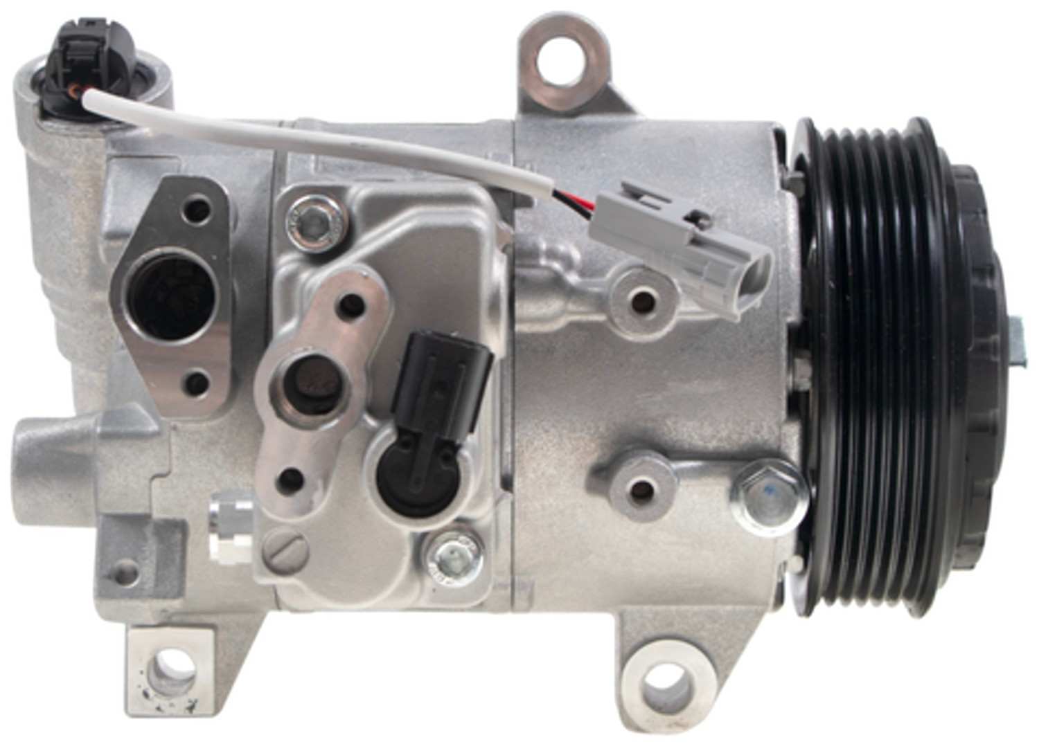 Four Seasons New Nippondenso TSE14F Compressor w/ Clutch 178319