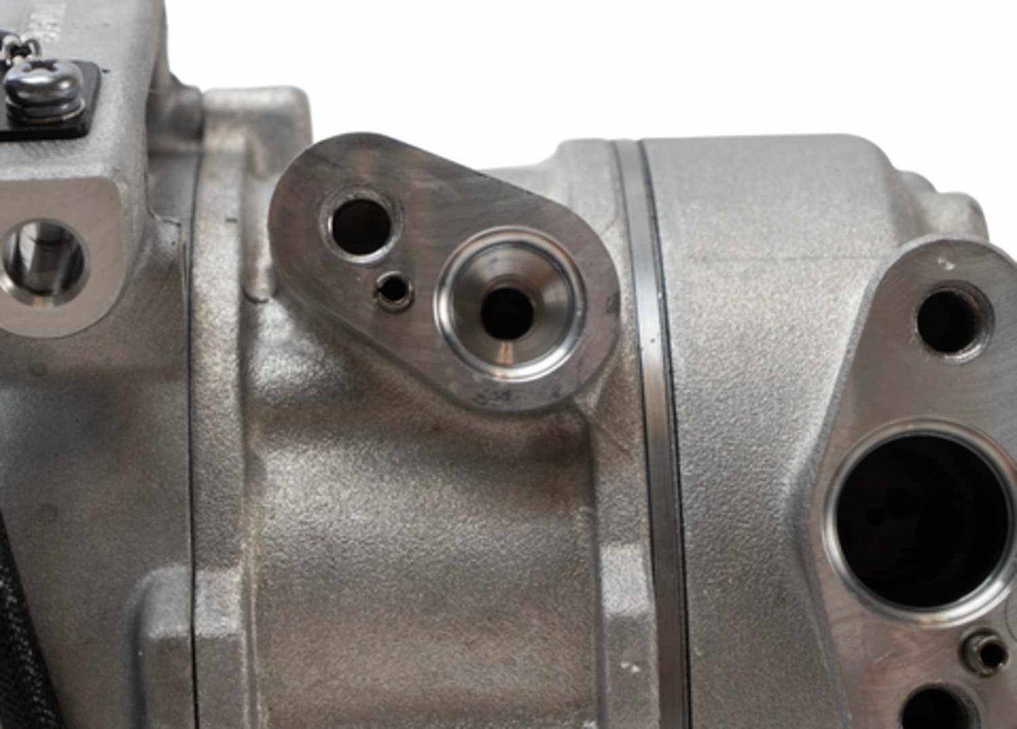 Four Seasons New Halla DVE12 Compressor w/ Clutch 178349