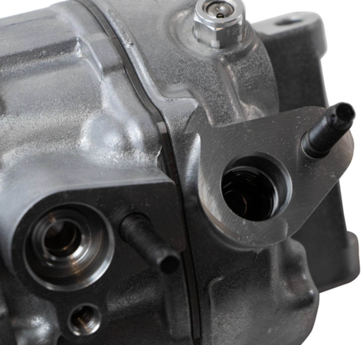 Four Seasons New Nippondenso 7SAS17C Compressor w/ Clutch 178355