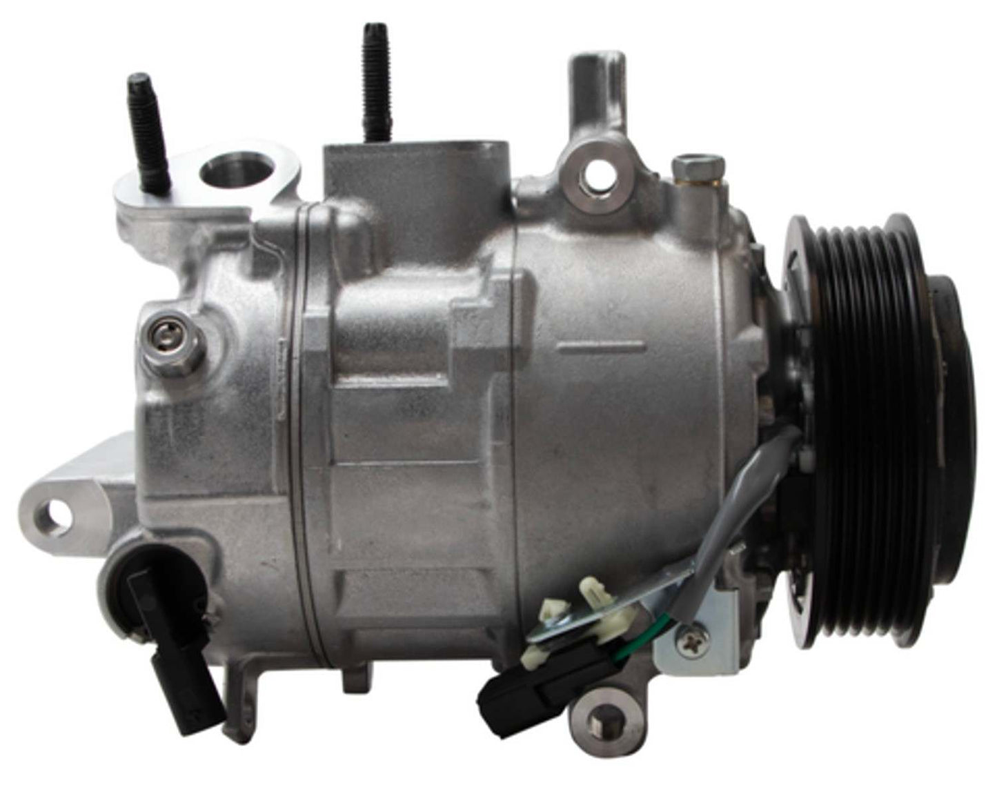 Four Seasons New Nippondenso 7SAS17C Compressor w/ Clutch 178355