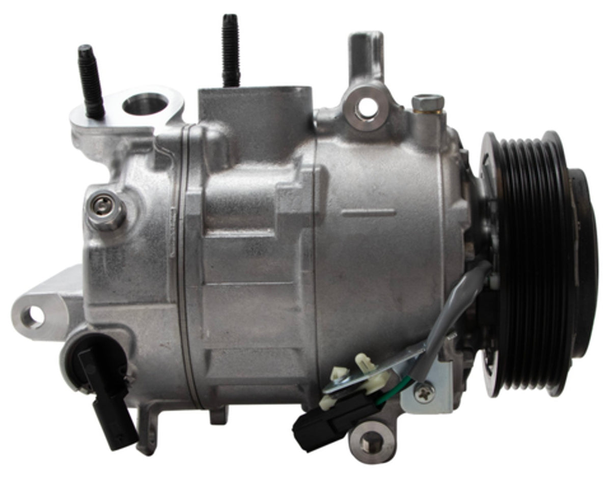 Four Seasons New Nippondenso 7SAS17C Compressor w/ Clutch 178355