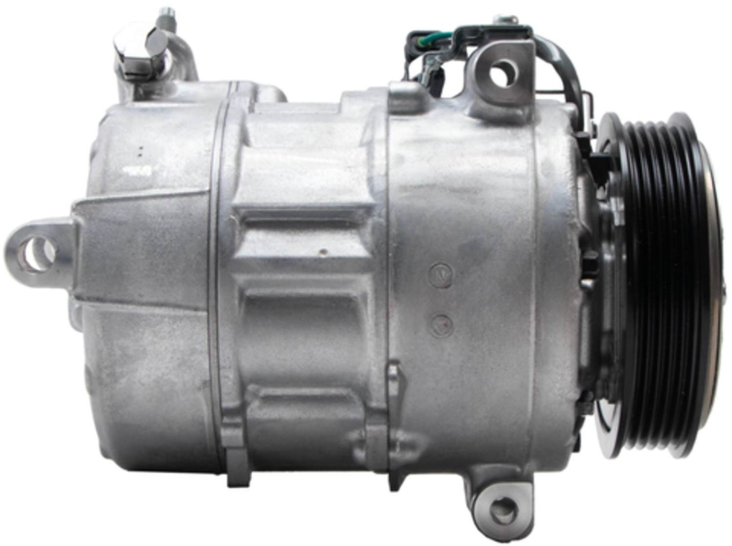Four Seasons New Nippondenso 7SAS17C Compressor w/ Clutch 178371