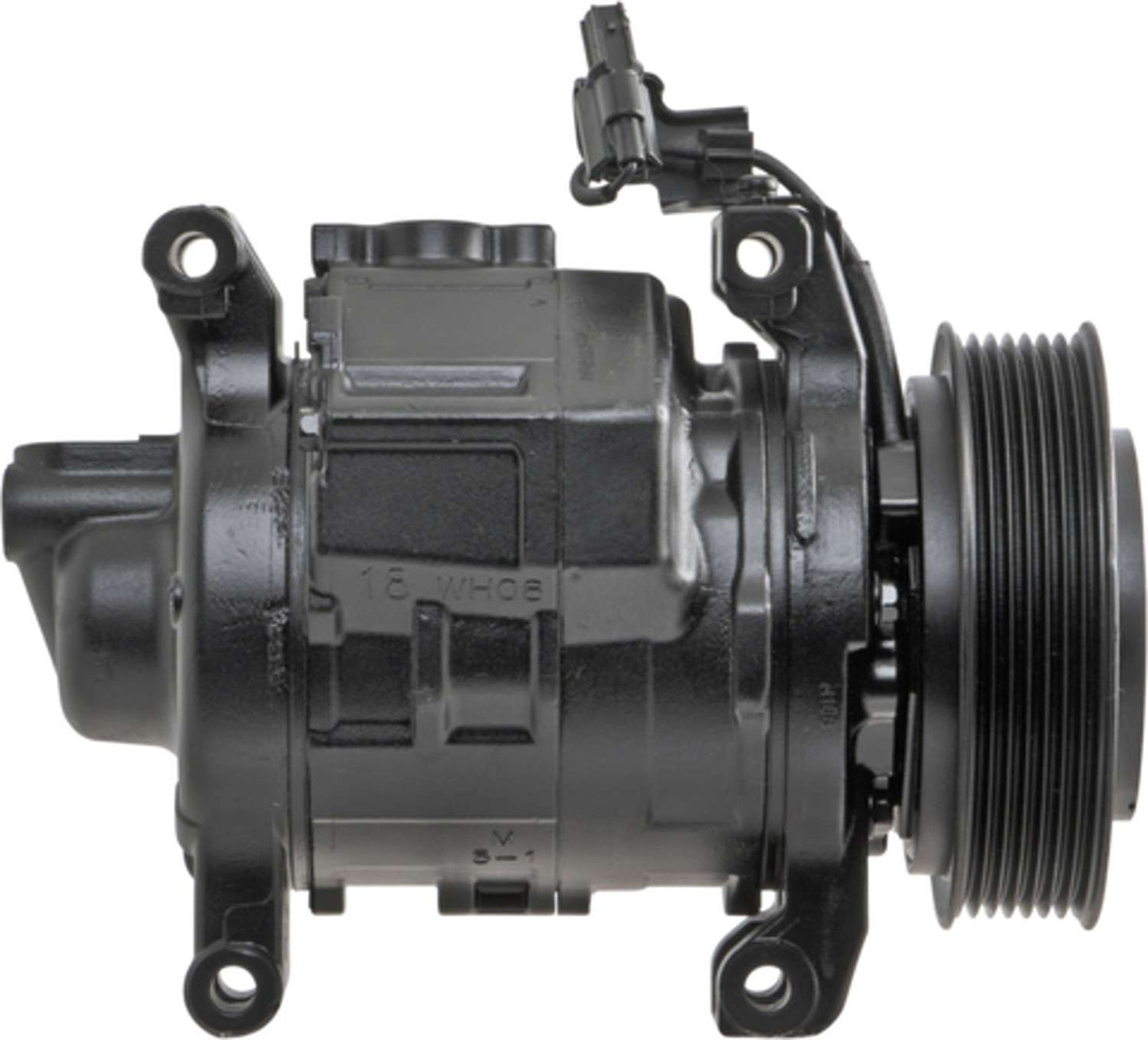 Four Seasons Reman Nippondenso 10SRE18C Compressor w/ Clutch 197303