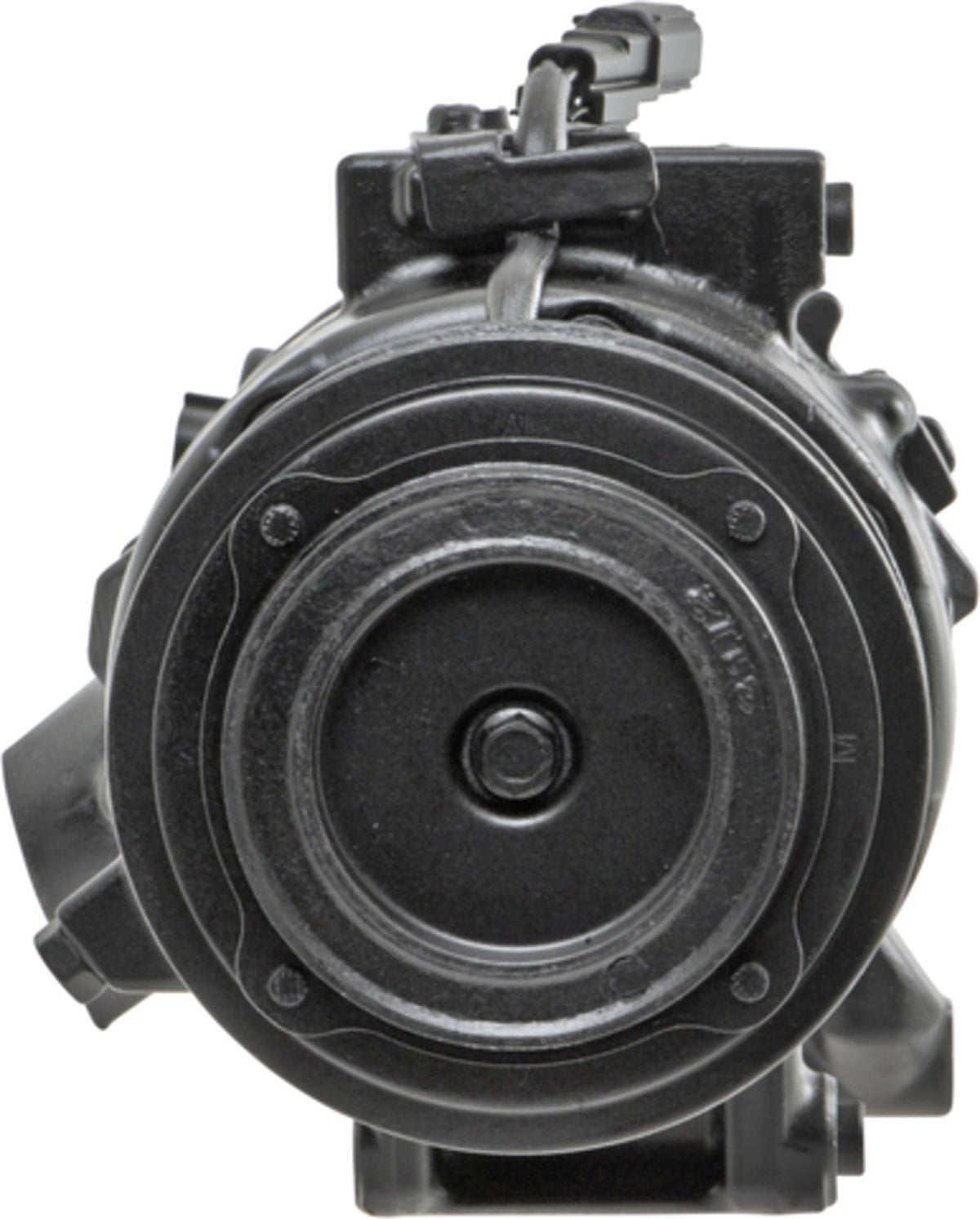 Four Seasons Reman Nippondenso 7SBH17 Compressor w/ Clutch 197357