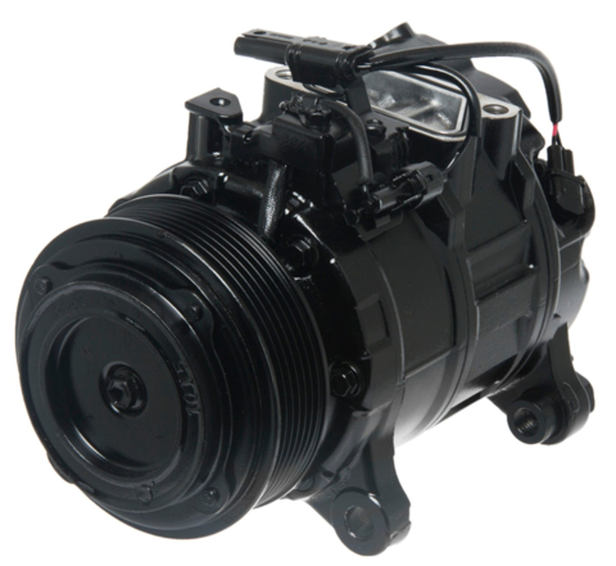 Four Seasons Reman Nippondenso 7SBU17C Compressor w/ Clutch 197364