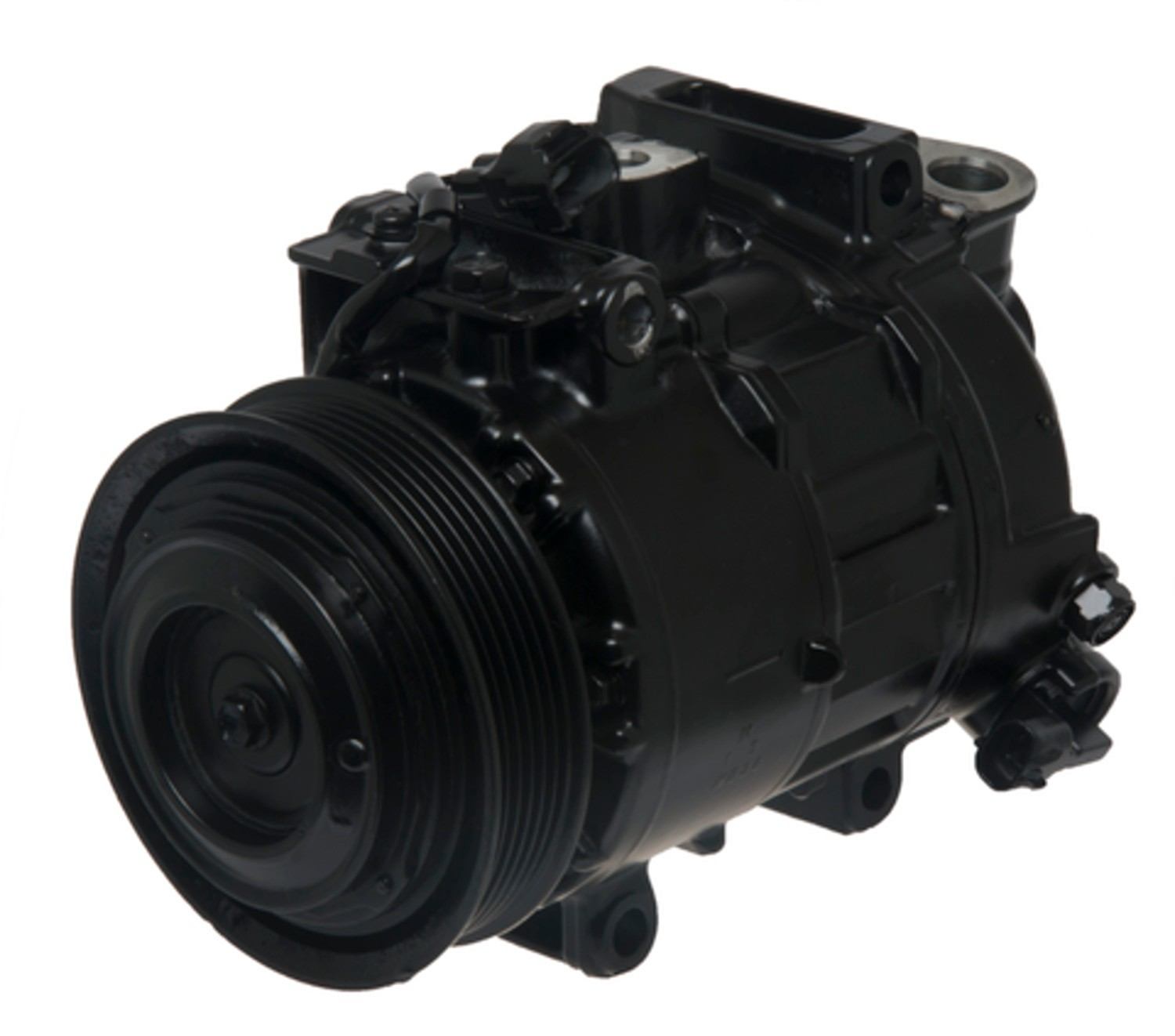 Four Seasons Reman Nippondenso 7SBH17 Compressor w/ Clutch 197375