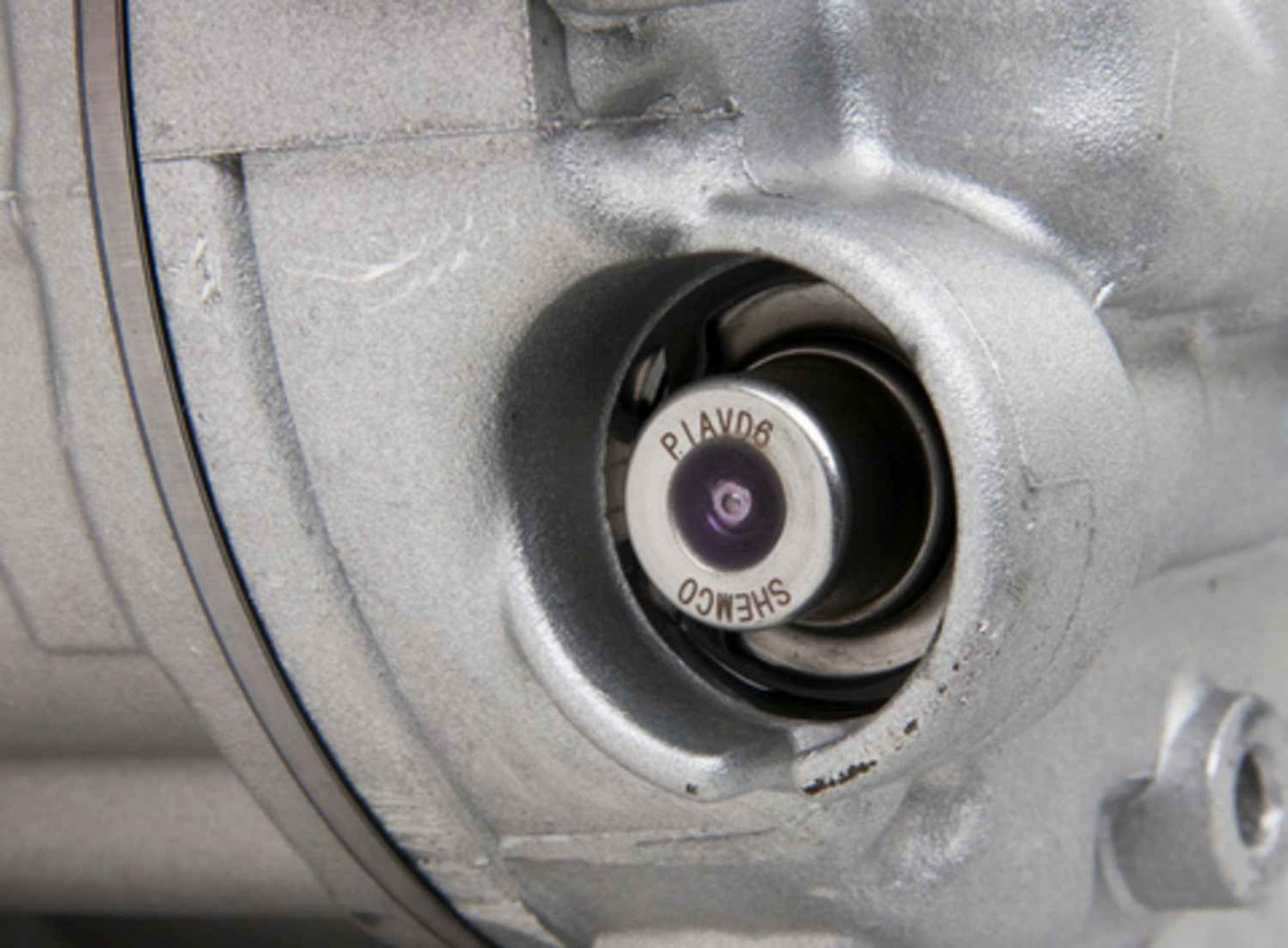 Four Seasons New Halla VS16M Compressor w/ Clutch 198301