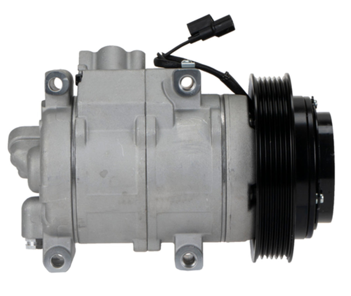Four Seasons New Nippondenso 10SRE18C Compressor w/ Clutch 198304