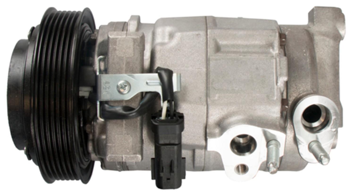 Four Seasons New Nippondenso 10SRE20C Compressor w/ Clutch 198338