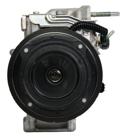 Four Seasons New Nippondenso 7SBH17 Compressor w/ Clutch 198358