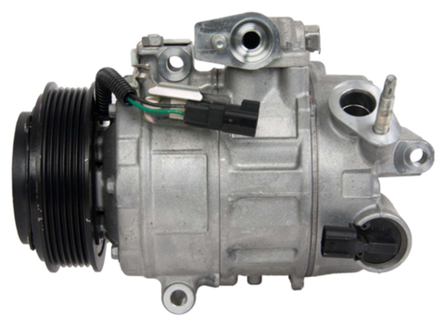 Four Seasons New Nippondenso 7SBH17 Compressor w/ Clutch 198358