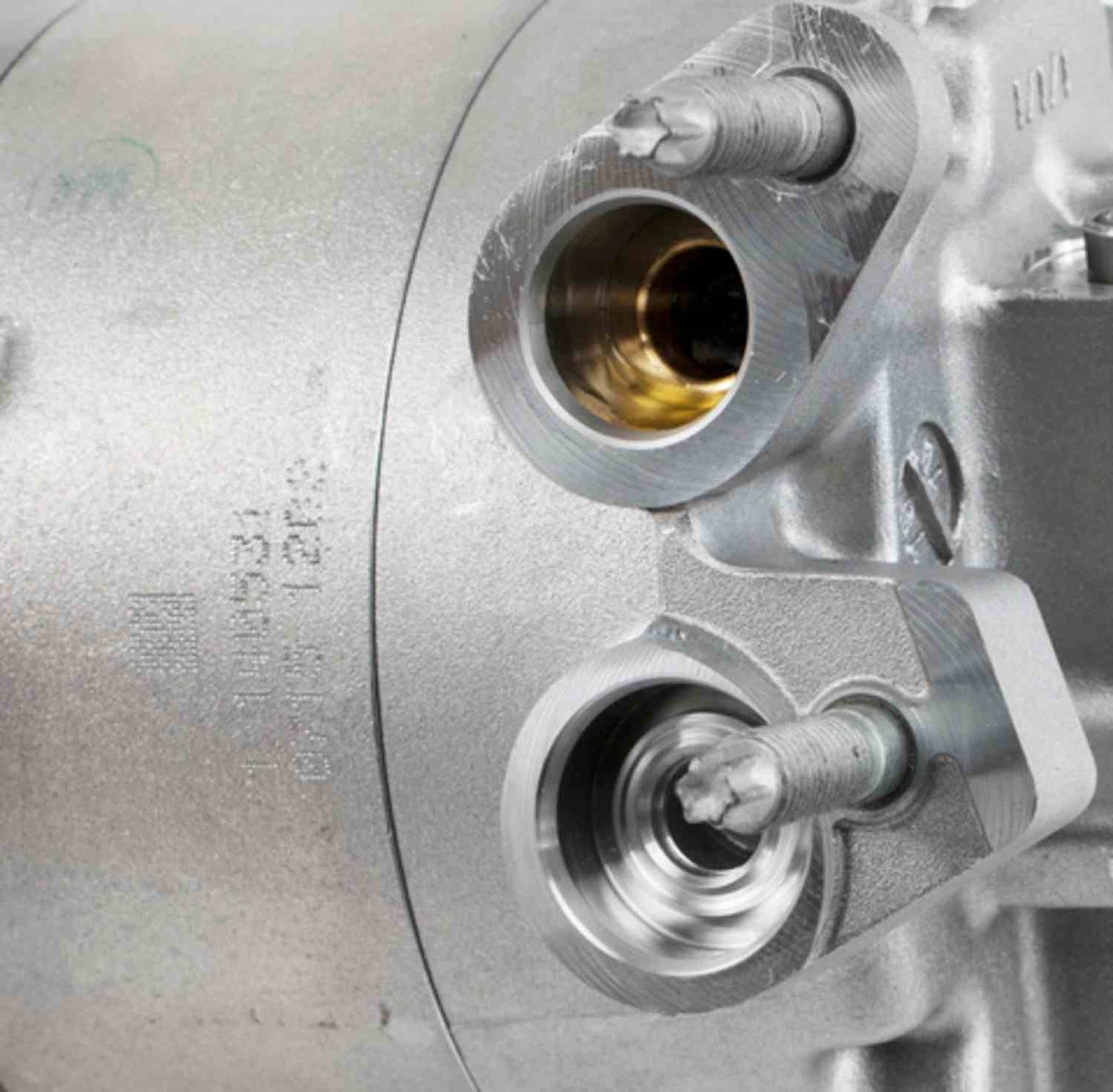 Four Seasons New Halla HCC Compressor w/ Clutch 198360