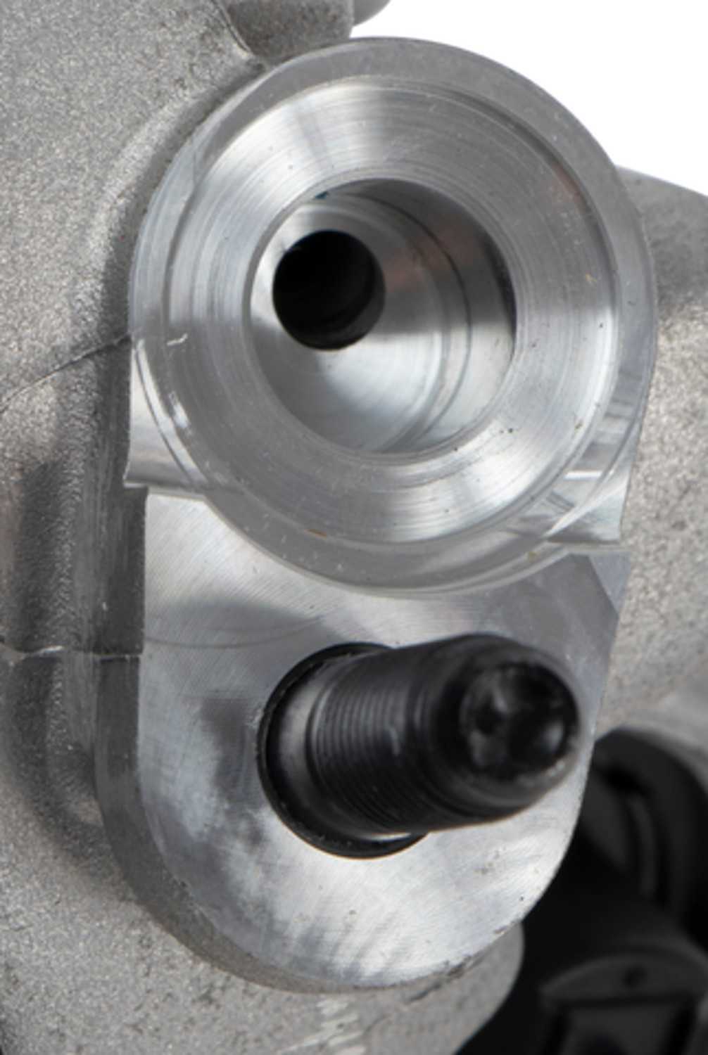 Four Seasons New Halla VS18E Compressor w/ Clutch 198363