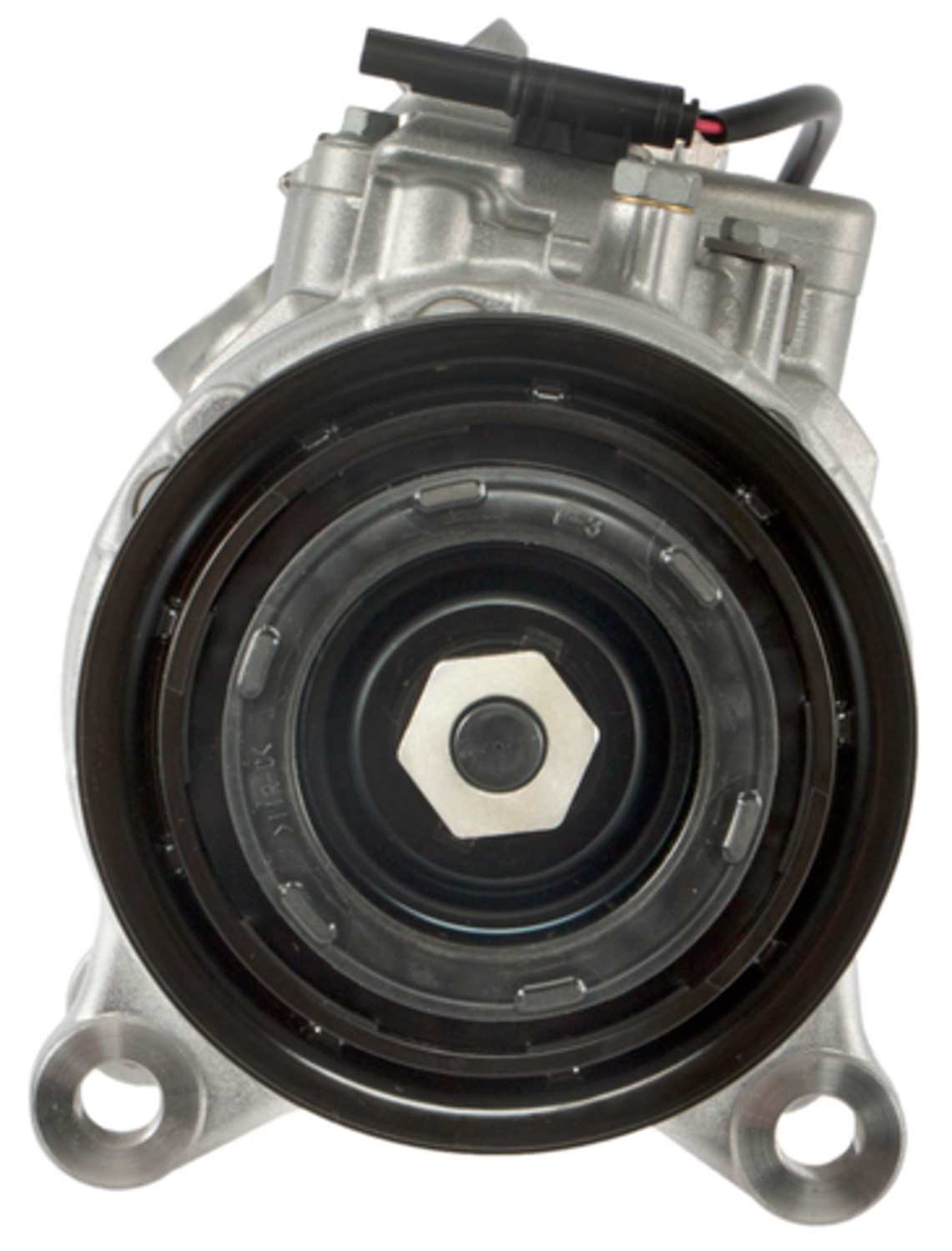 Four Seasons New Nippondenso 7SEU17A Compressor w/ Clutch 198365