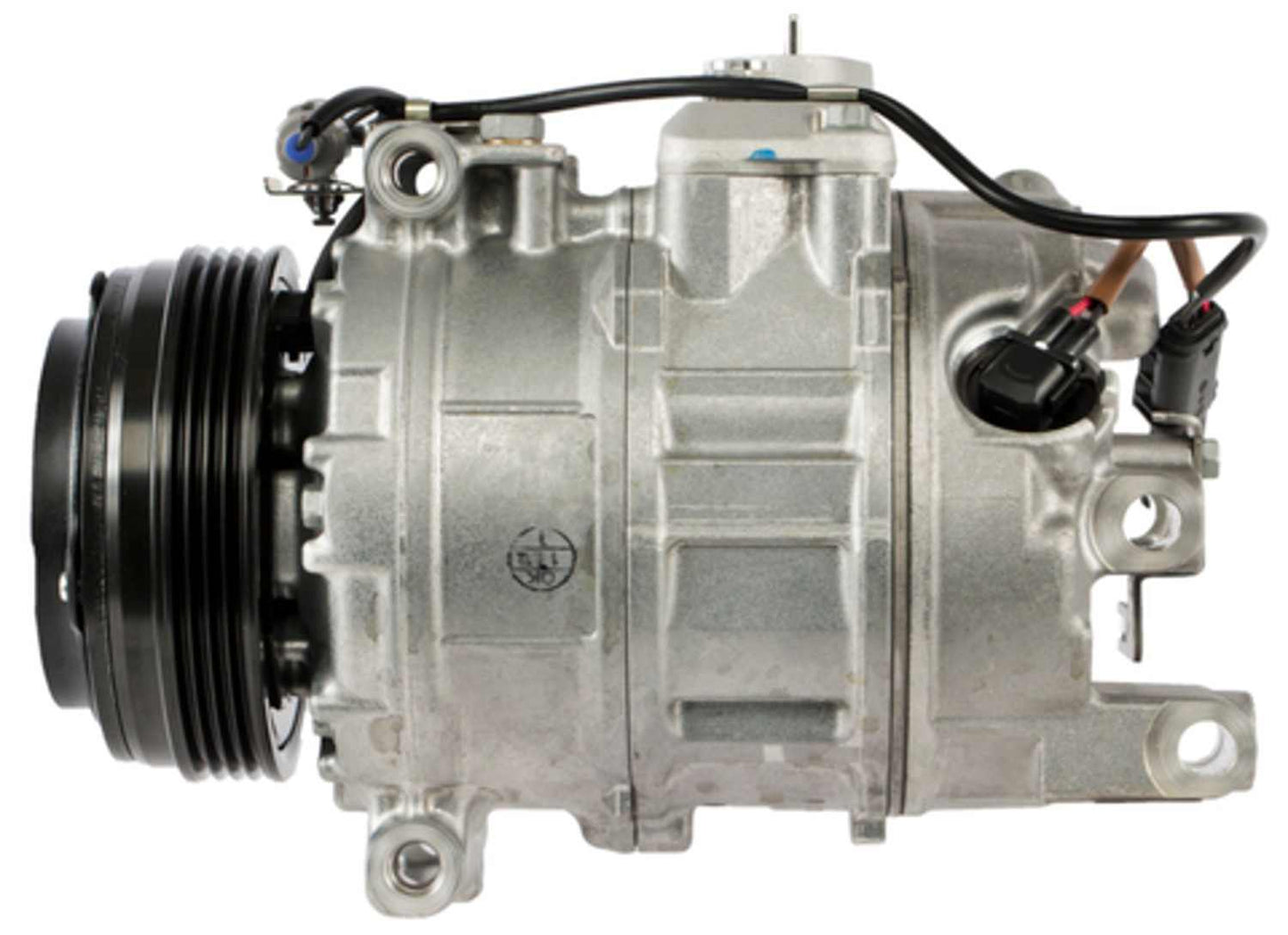 Four Seasons New Nippondenso 7SEU17C Compressor w/ Clutch 198367