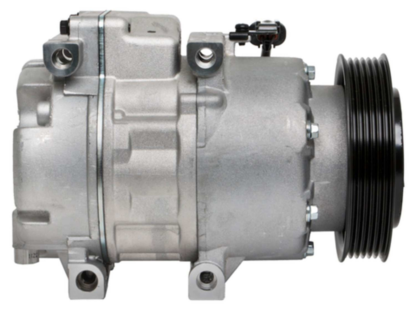 Four Seasons New Halla VS18E Compressor w/ Clutch 198376