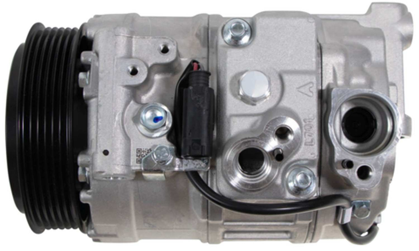 Four Seasons New Nippondenso 7SEU17C Compressor w/ Clutch 198390