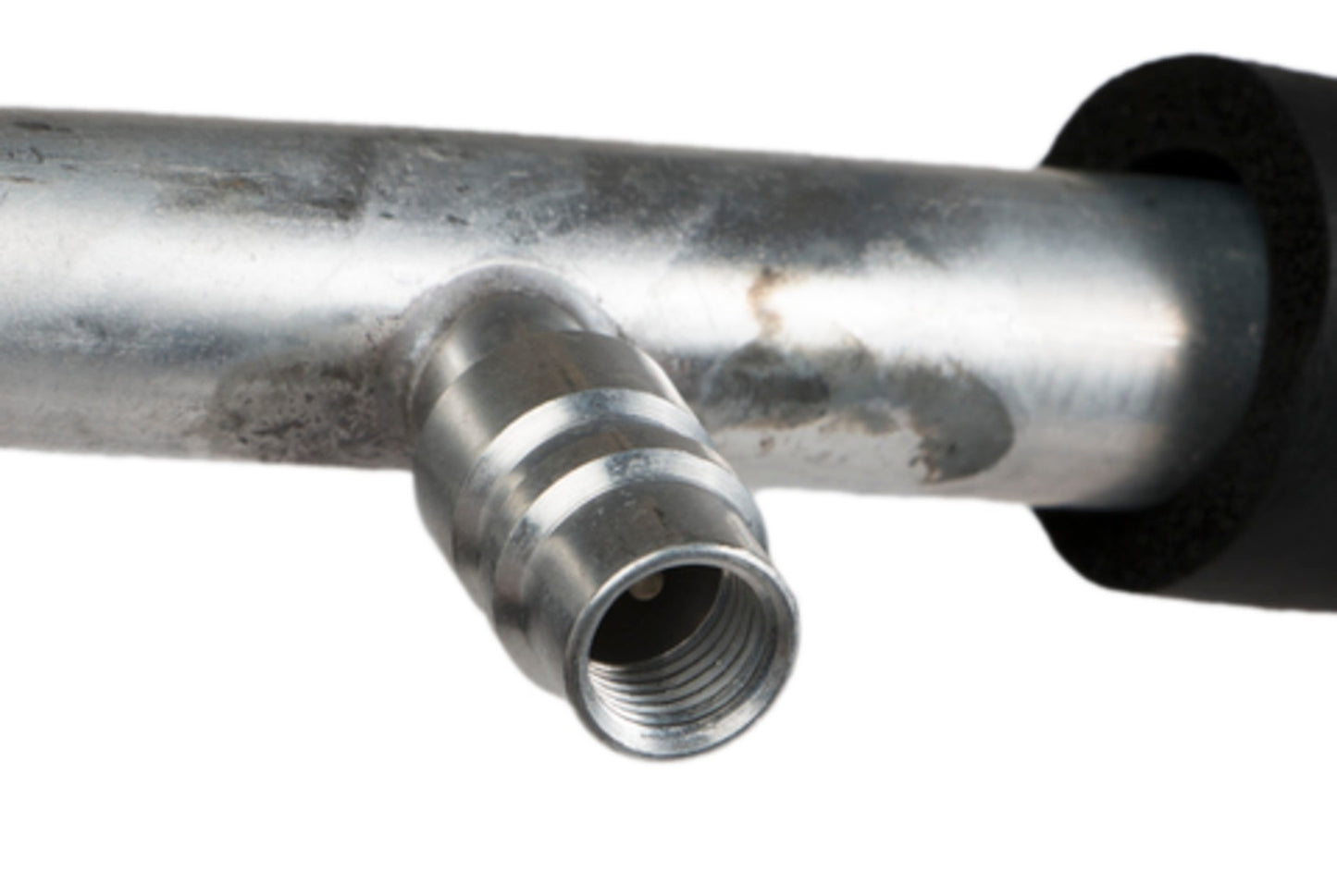 Four Seasons A/C Refrigerant Suction Hose 56637