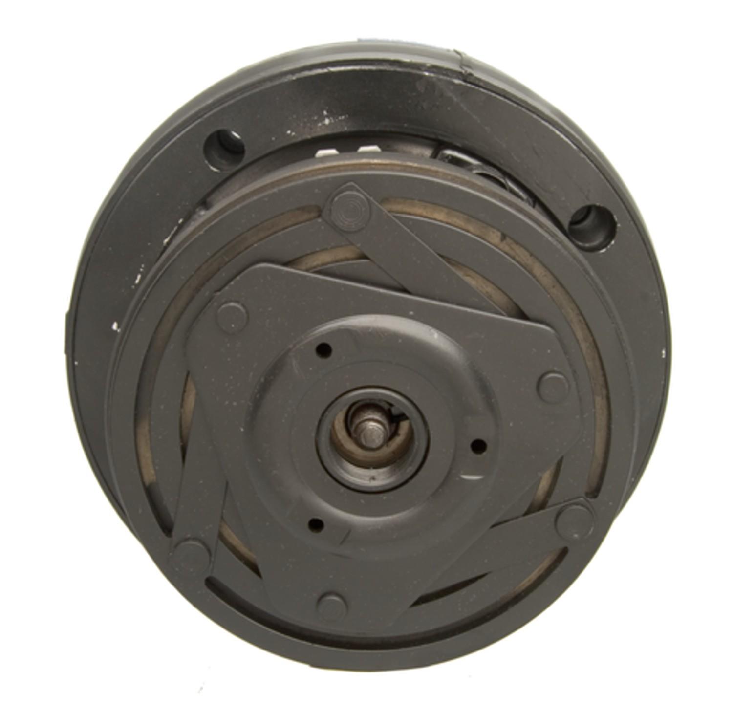 Four Seasons Reman R4 Lightweight Compressor w/ Clutch 57240