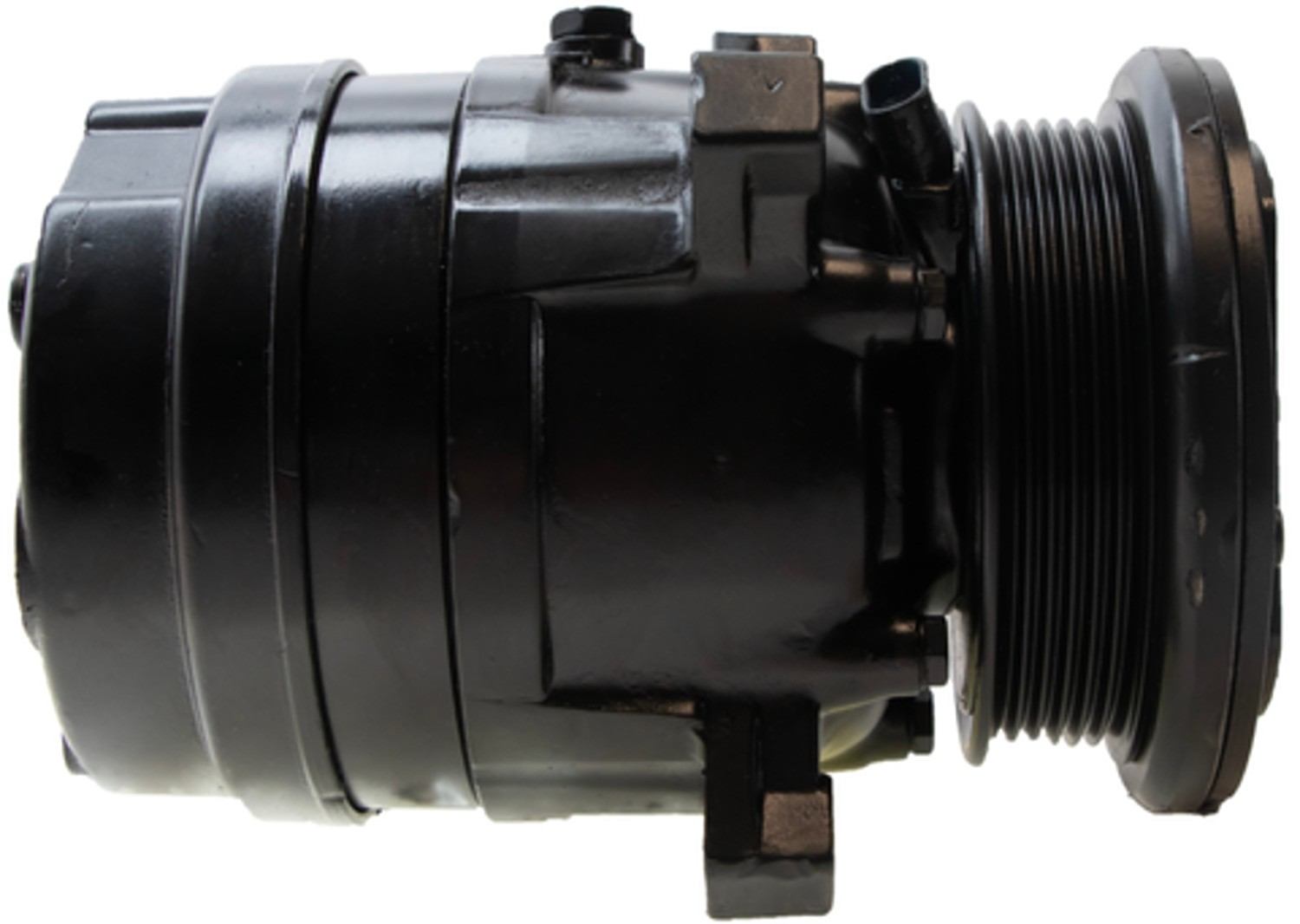 Four Seasons Reman GM V5 Compressor w/ Clutch 57774