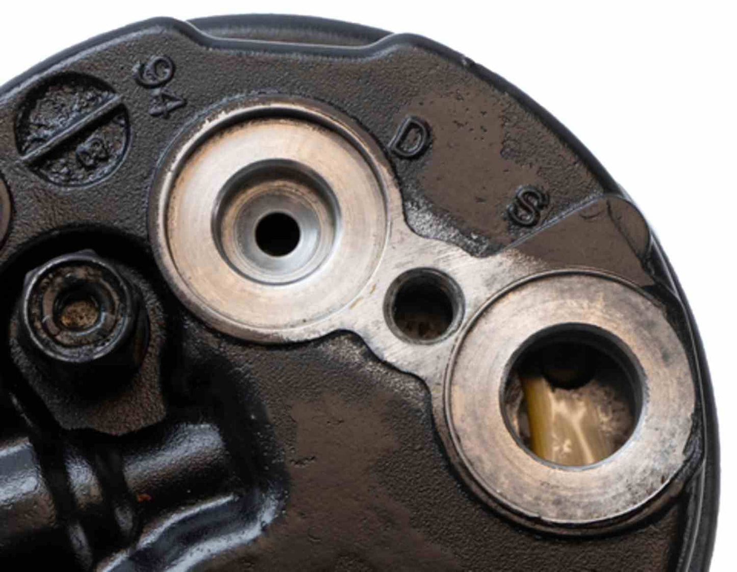 Four Seasons Reman GM V5 Compressor w/ Clutch 57973