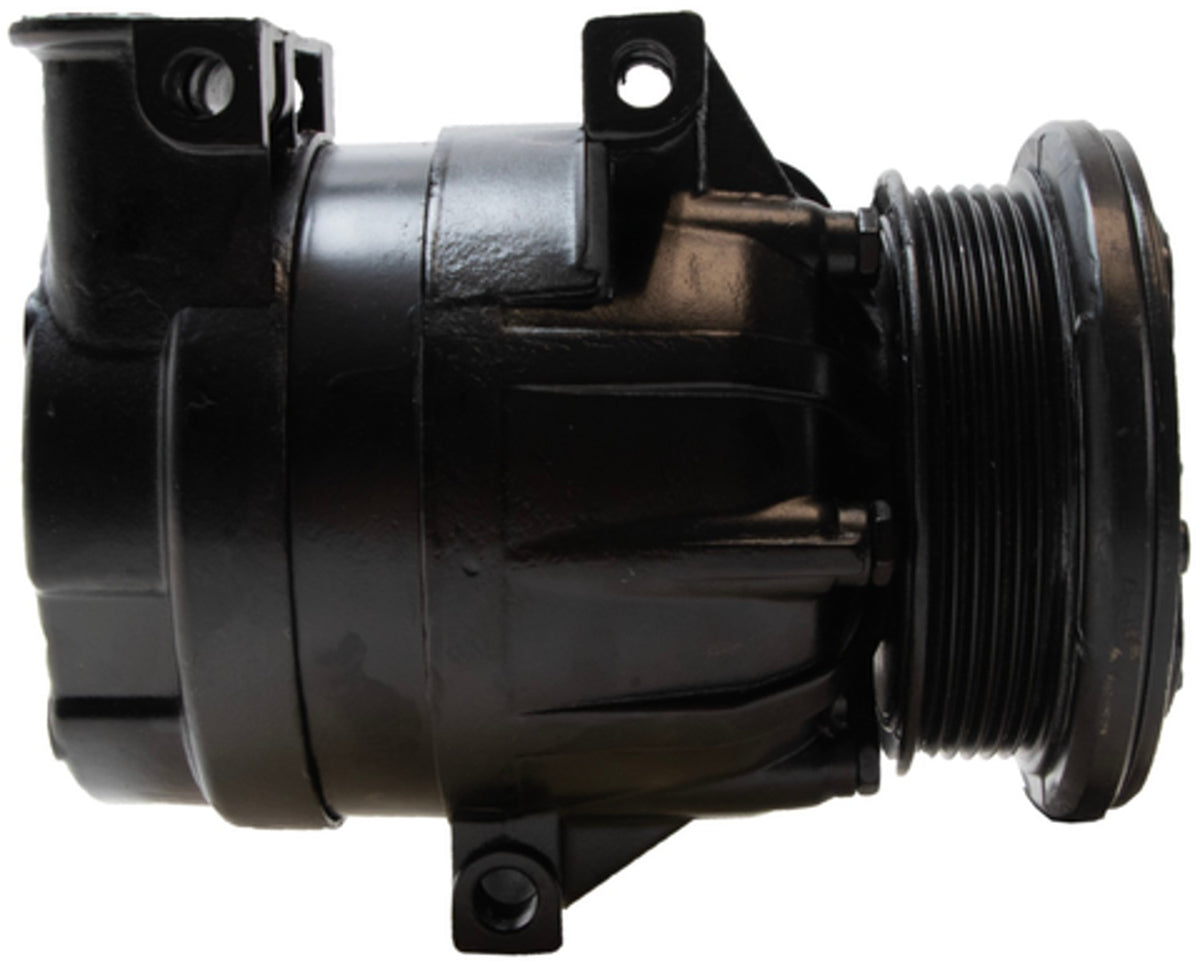 Four Seasons Reman GM V5 Compressor w/ Clutch 57992