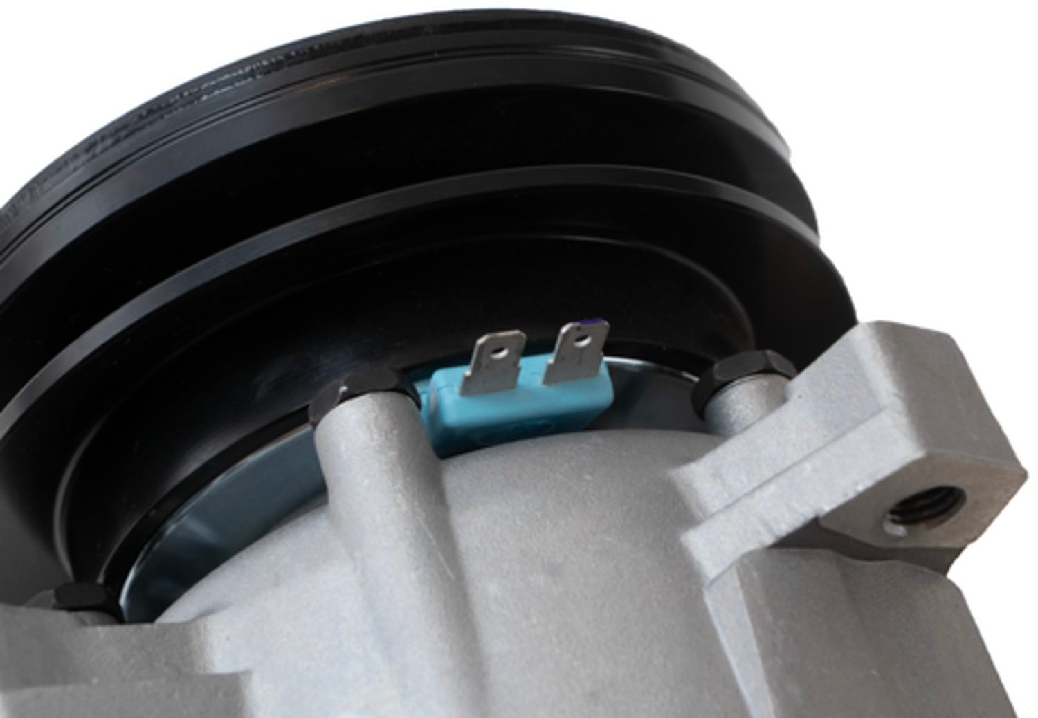 Four Seasons New GM V5  Compressor w/ Clutch 58271