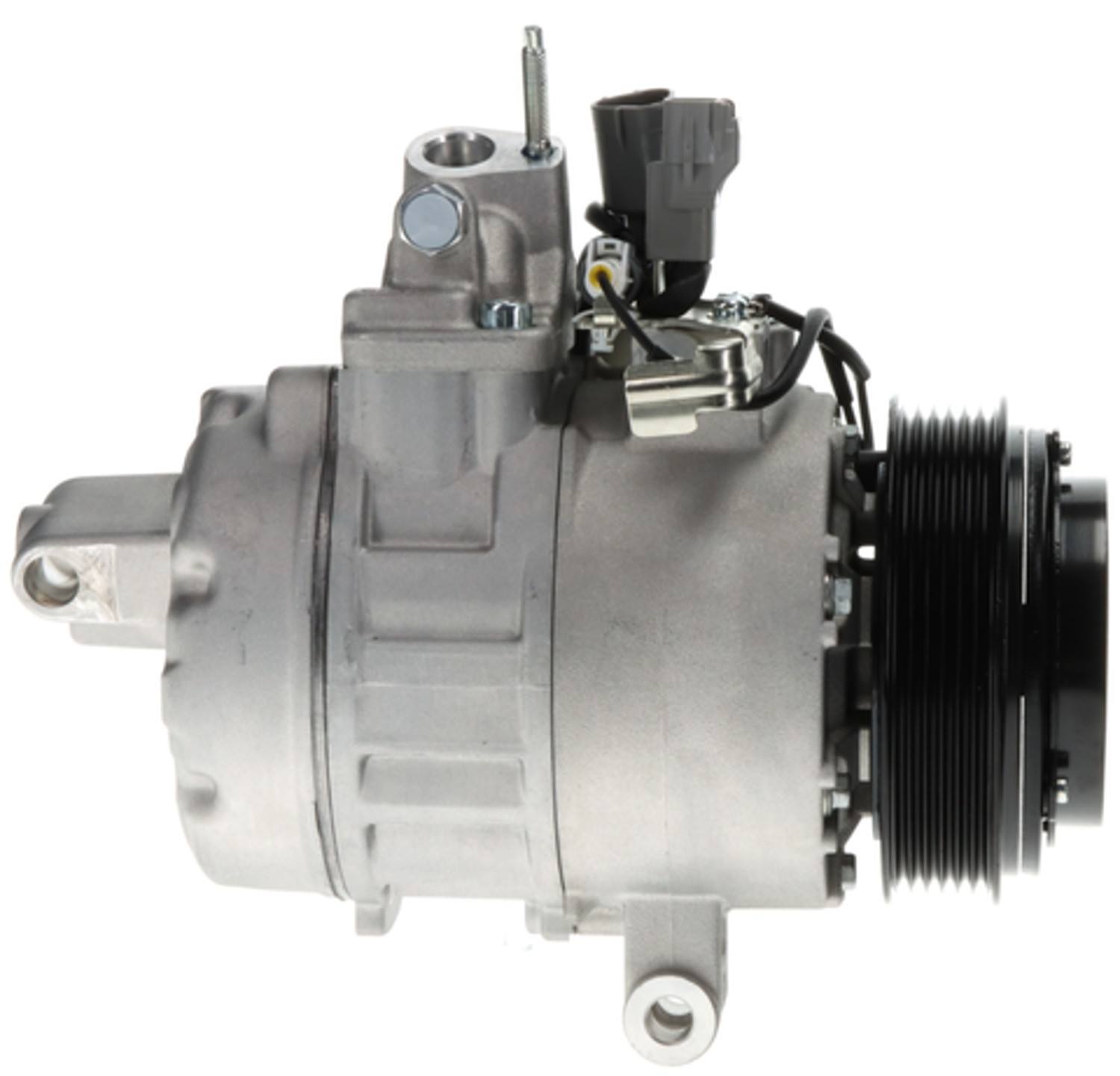 Four Seasons New Nippondenso 7SBU16C Compressor w/ Clutch 58302