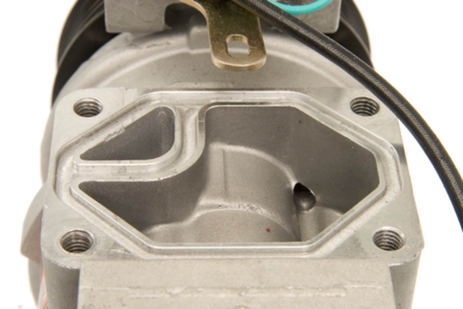 Four Seasons New Nippondenso 10PA17C Compressor w/ Clutch 58335