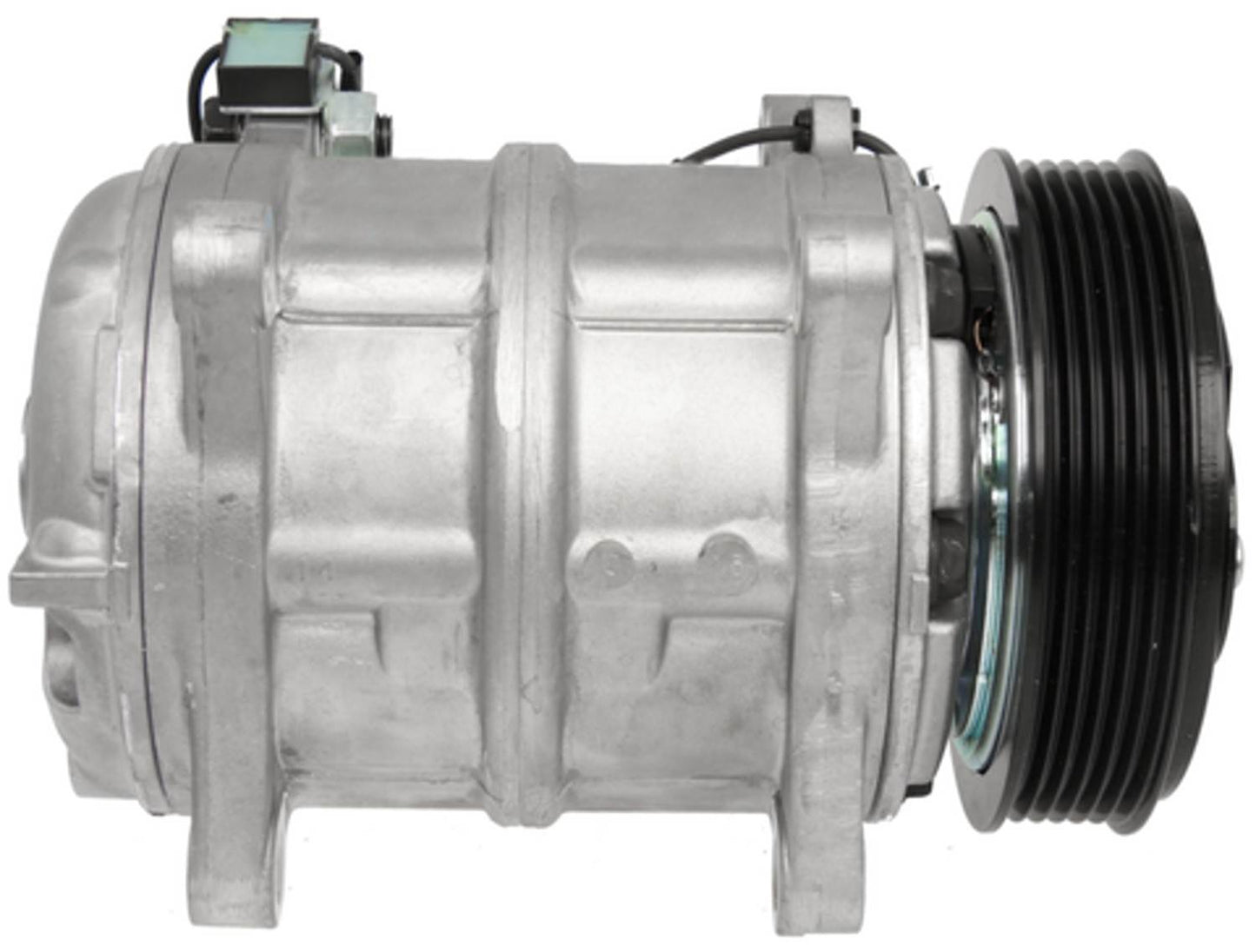 Four Seasons New York-Diesel Kiki-Zexel-Seltec DKS15CH Compressor w/ Clutch 58520