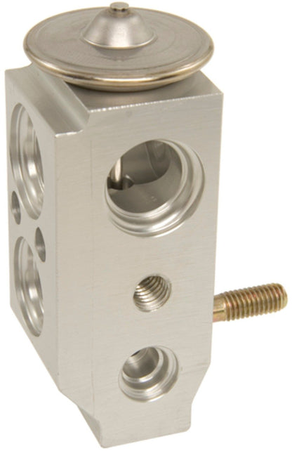 Four Seasons Complete Air Conditioning Kit w/ New Compressor 5999NK