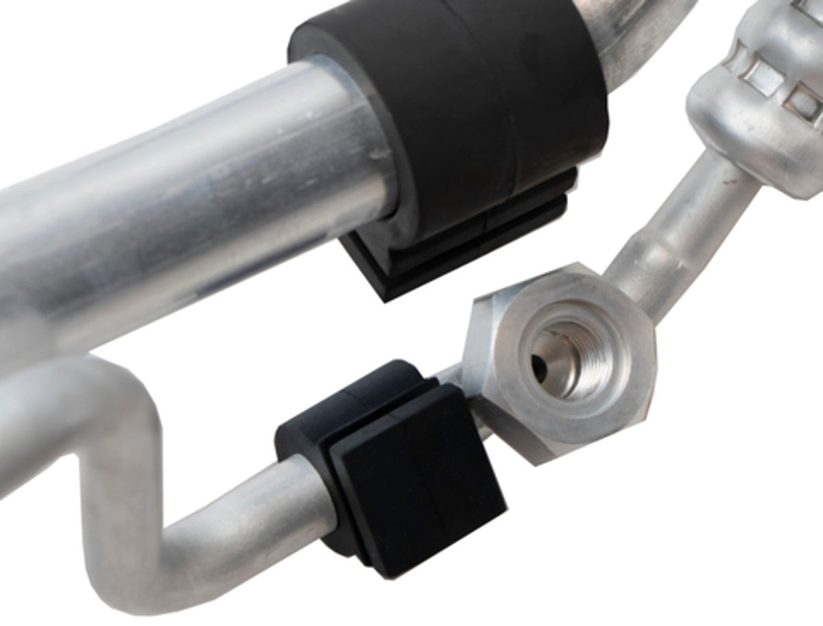 Four Seasons A/C Refrigerant Suction Hose 66522