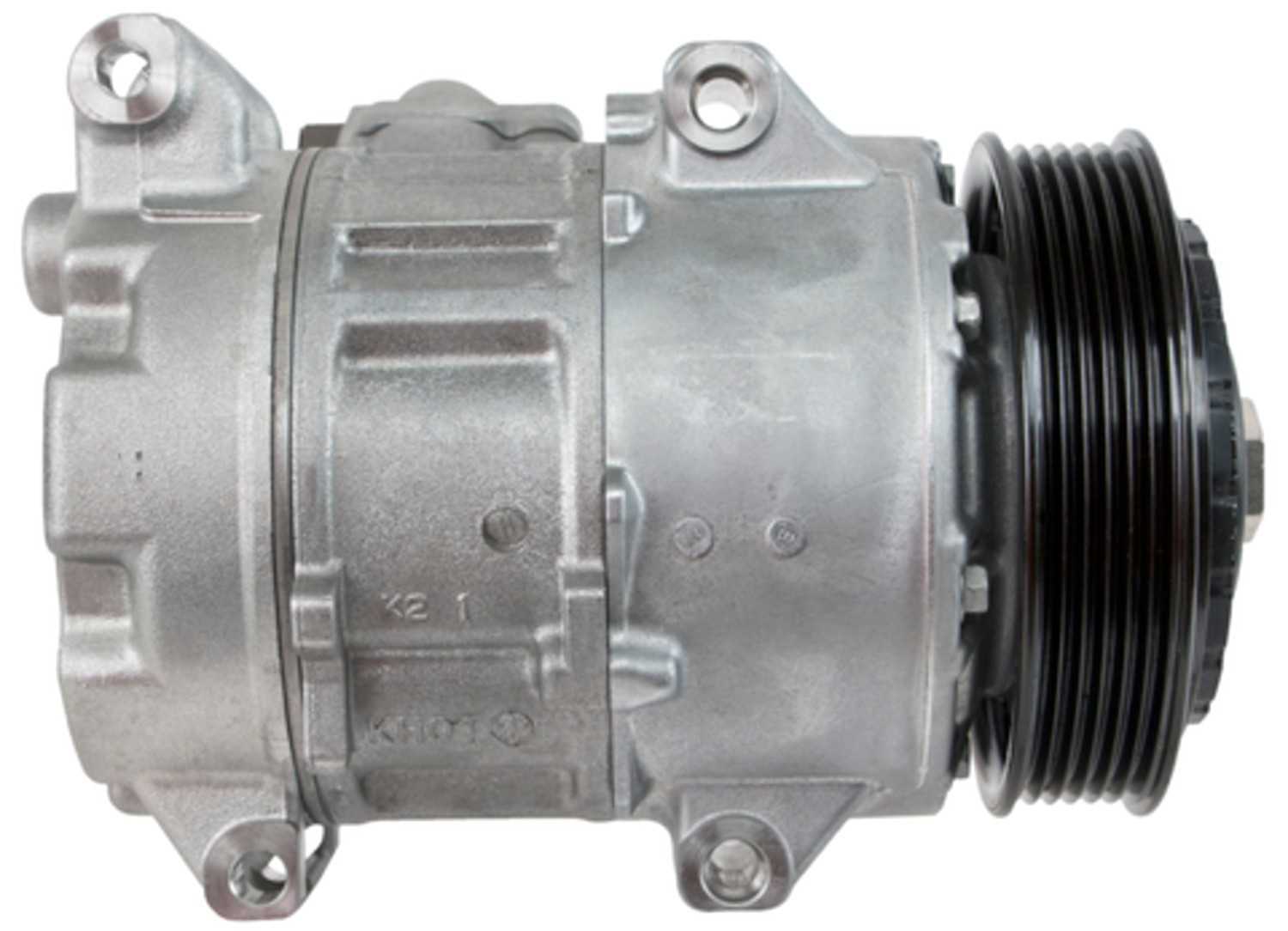 Four Seasons New Nippondenso TSE17C Compressor w/ Clutch 68325