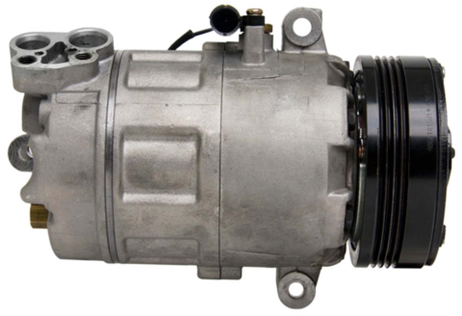 Four Seasons New Nihon/Calsonic CSV613 Compressor w/ Clutch 68660